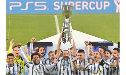 SUPER COUPE D'ITALIE - La Juve surclasse Naples