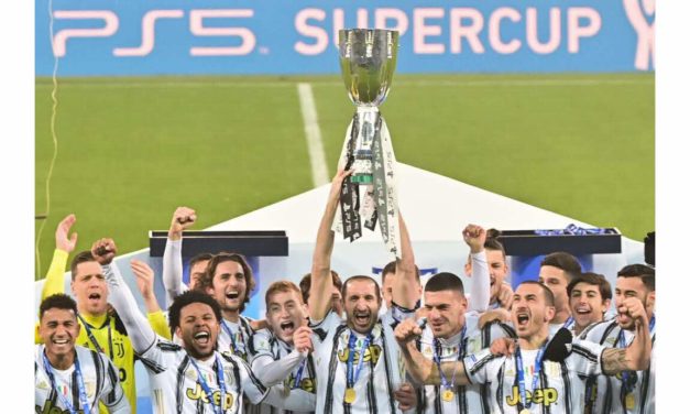 SUPER COUPE D'ITALIE - La Juve surclasse Naples