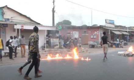 BAMBILOR - Les populations brûlent le projet de découpage de Macky