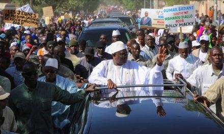 Incendie de sa maison paternelle à Ndouloumadji : La réaction de Macky Sall