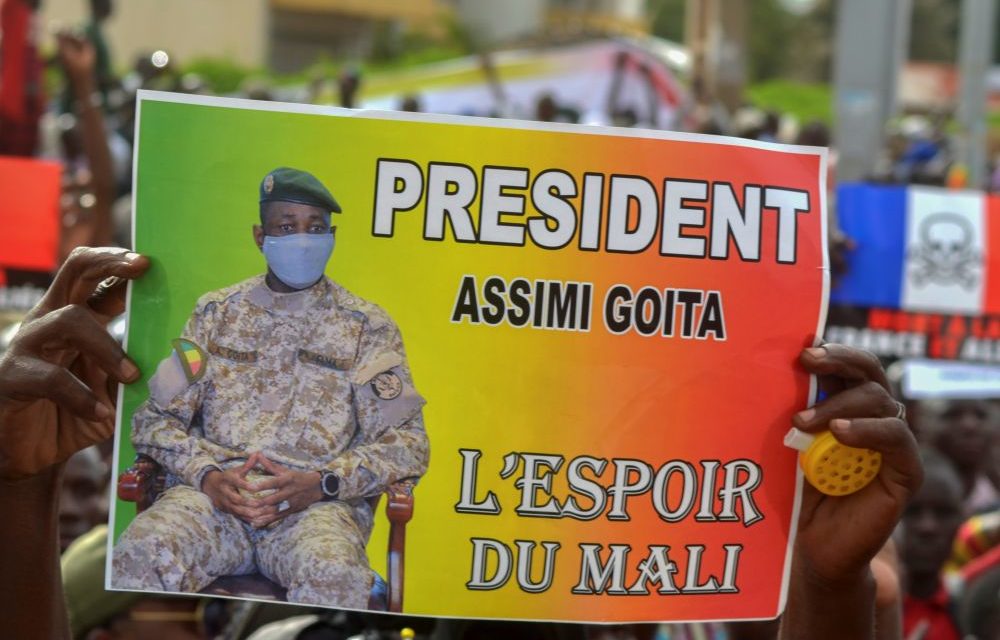 MALI - Le colonel Goïta prête serment comme président de transition