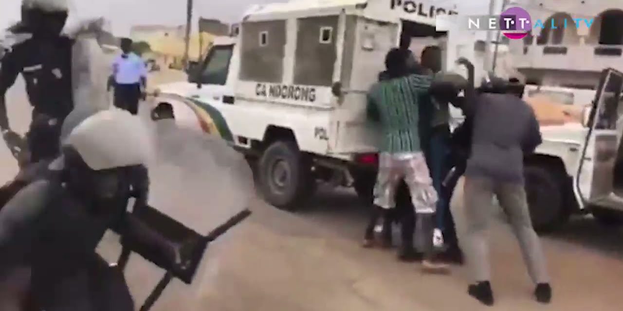 VIDEO - KAOLACK  - Arrestation musclée de Kilifeu de Y'en a marre