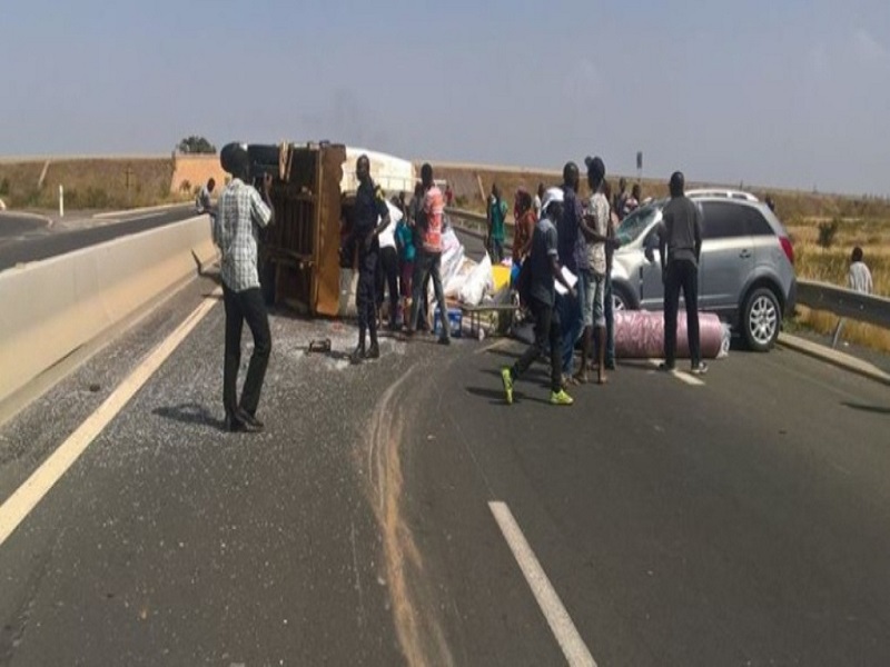 ACCIDENT SUR L’AUTOROUTE ILLA TOUBA- 7 membres d’un même Dahira décèdent sur le coup