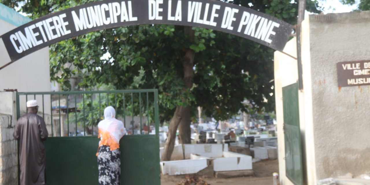 Décret : Macky rallonge 4 hectares au cimetière de Pikine