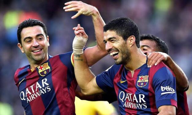 BARCELONE - Suarez conseille à Xavi d'attendre