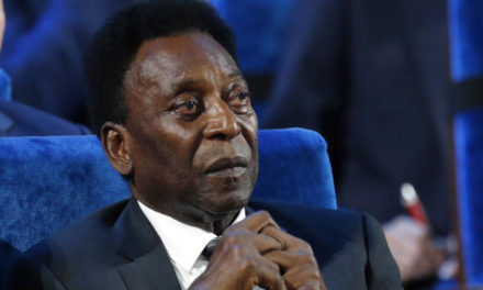 BRÉSIL - Le roi Pelé opéré d'une tumeur