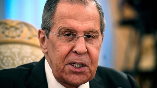 Guerre en Ukraine : Lavrov exhorte l’Otan à cesser d’armer Kiev