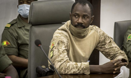 MALI -  le président de la transition gracie les 49 soldats ivoiriens arrêtés en juillet