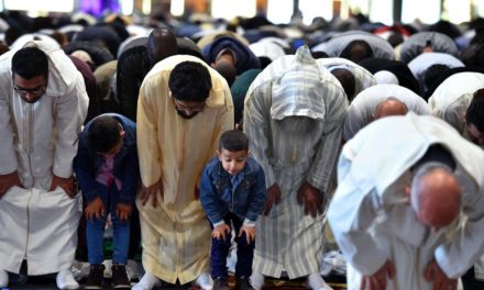 FRANCE – La mosquée d’Allonnes et son école coranique fermées par Darmanin