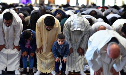 FRANCE - La mosquée d'Allonnes et son école coranique fermées par Darmanin