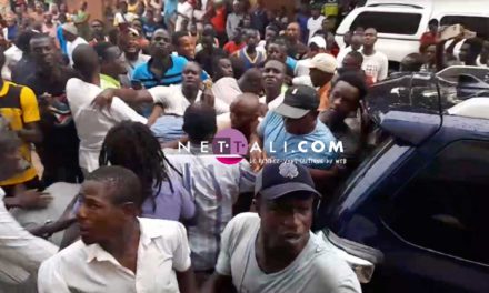 VIDEO - ZIGUINCHOR - Violente bagarre entre militants de Pastef et partisans de Doudou Ka