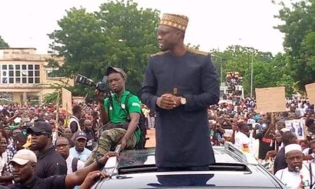 OUSMANE SONKO  - "Je suis candidat à la mairie de Ziguinchor"