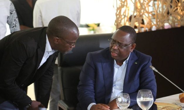 VIDEO - LISTES PARALLELES - Quand Macky Sall dément Yaxam Mbaye