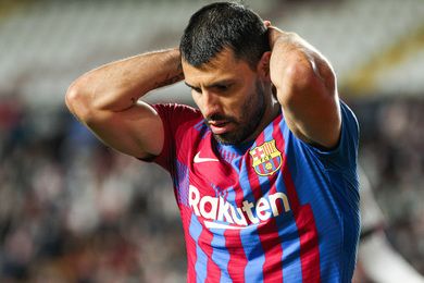 BARCELONE – Sergio Agüero pourrait être contraint d’arrêter sa carrière !