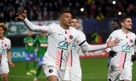 Foot: Mbappé lancé vers une année 2022 riche en tournants