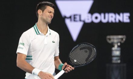 TENNIS - Novak Djokovic obtient un sursis à son expulsion d'Australie