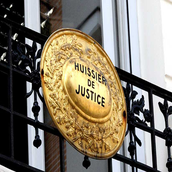 Vers une fusion des corps des huissiers de justice et des commissaires priseurs