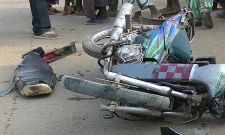 TAMBA - 2 morts dans une collision entre un véhicule et une moto jakarta