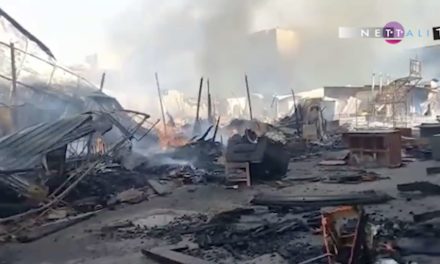 VIDEOS - Grave incendie à la Salle de vente de Dakar