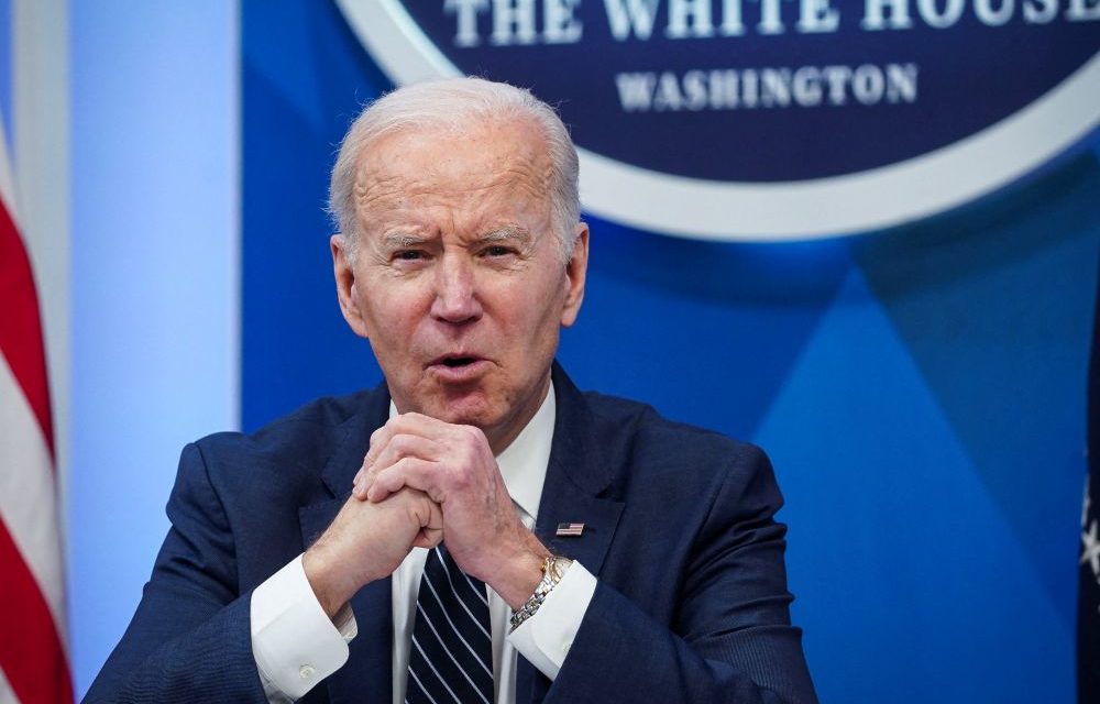 Biden, 79 ans, a le Covid avec des symptômes "très légers"