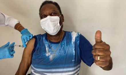 BRÉSIL - Pelé hospitalisé à nouveau