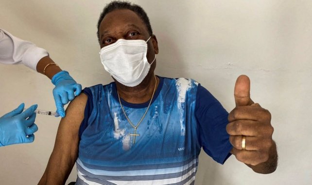 BRÉSIL - Pelé hospitalisé à nouveau