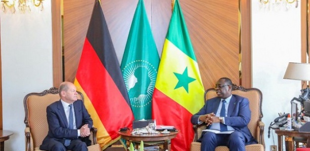 PRODUCTION DE GAZ LIQUEFIE -Les annonces de Macky Sall pour décembre 2023