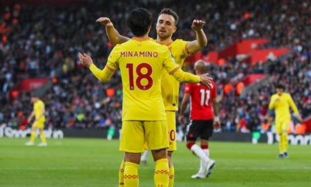 PREMIER LEAGUE - Liverpool renverse Southampton et maintient le suspense