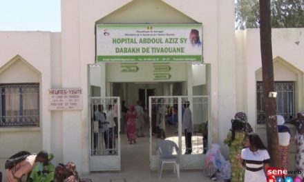 ZIGUINCHOR - Les travailleurs de la santé en sit-in pour soutenir leurs camarades de Tivaouane