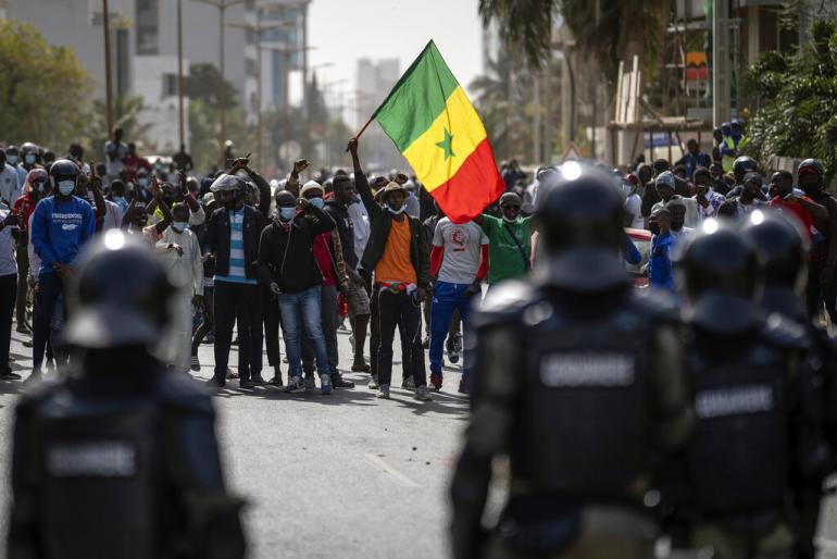 MANIFESTATION - Guérilla dans Dakar