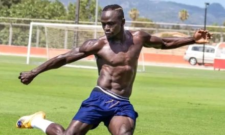 PRÉ-SAISON - Sadio Mané se défonce à l'entraînement (images)