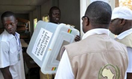 PRÉSIDENTIELLE - Macky Sall choisit la date du 24 mars