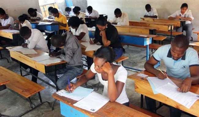 EDUCATION - Après le loyer, le Gouvernement baisse les frais de scolarité