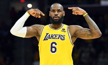 LAKERS - Lebron James prolonge deux ans de plus