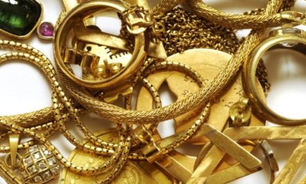 VOL, FUF -  Le mineur vole 6 chèques et des bijoux en or d’une valeur de 35 millions à ses parents