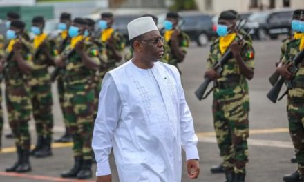 MACKY SALL A LA JOURNEE DES FORCES ARMEES – «Le bon soldat se méfiera… »