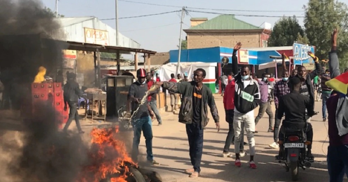 TCHAD - Au moins 30 morts dans des affrontements entre policiers et manifestants