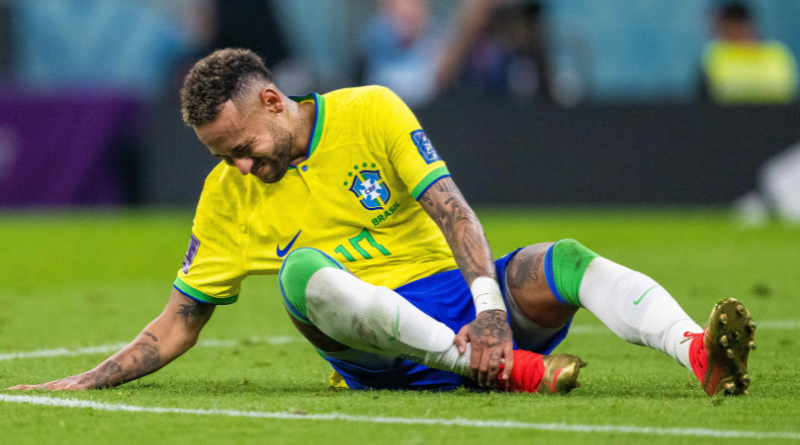 BLESSURE DE NEYMAR - Le Brésil tremble!