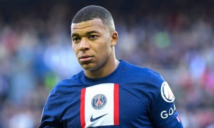 PSG - Mbappé agacé par un retard de salaire