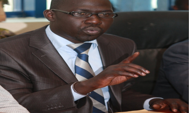 VIOLENCES A L'ASSEMBLEE - Le député Moussa Diakhaté dénonce "une pourriture"
