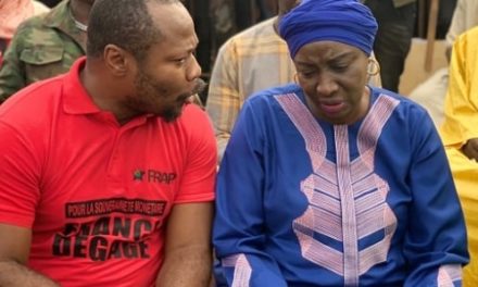 EN COULISSES - Amina Touré, Guy Marius Sagna, la grande complicité !