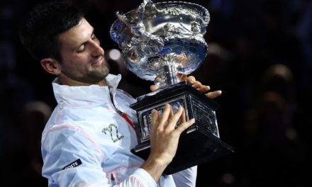 OPEN D'AUSTRALIE - Djokovic remporte son 22è titre et égale Nadal
