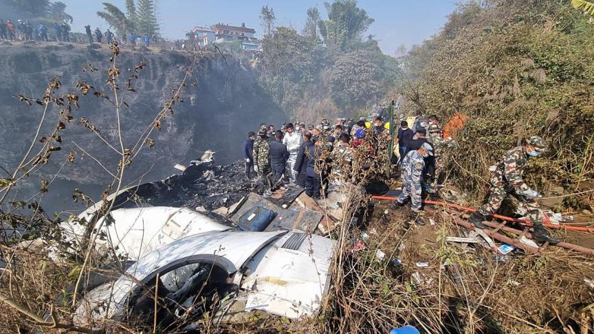 NÉPAL - Un crash d'avion fait au moins 68 morts
