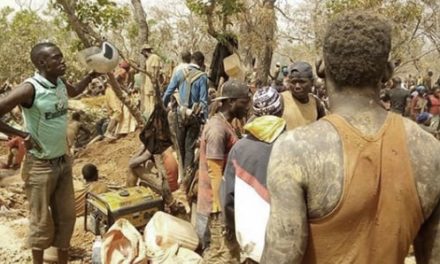 Kédougou : un éboulement sur un site d'orpaillage abandonné fait un mort