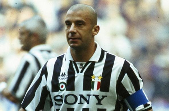 ITALIE - Gianluca Vialli est décédé à l'âge de 58 ans