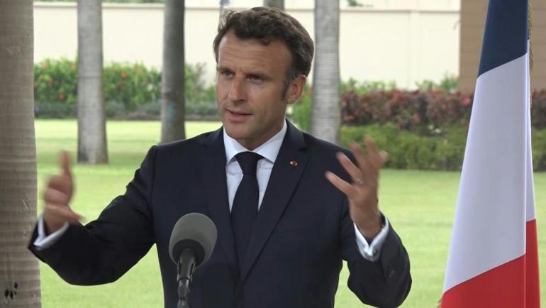 EN COULISSES - Macron assume la défense des intérêts de la France (bis)