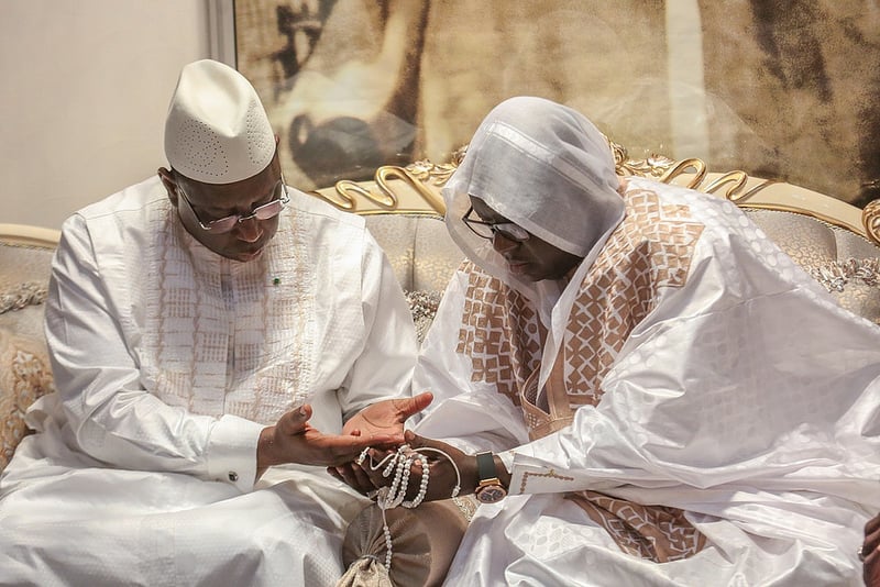 MACKY SALL CHEZ LES LAYÈNES - "Aucun laisser-aller ne sera permis"