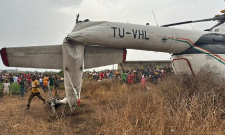COTE D'IVOIRE - Un avion de l'armée transportant le président de l'Assemblée nationale évite de justesse un crash