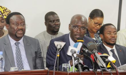 EN COULISSES - Benno annonce une plainte contre Sonko et Cie