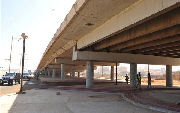 EN COULISSES - Ouverture de l'autopont de Cambérène